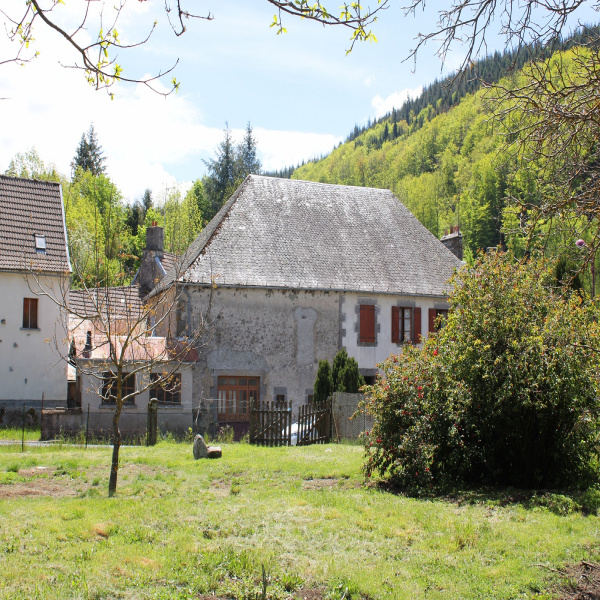Offres de vente Maison Saint-Amandin 15190