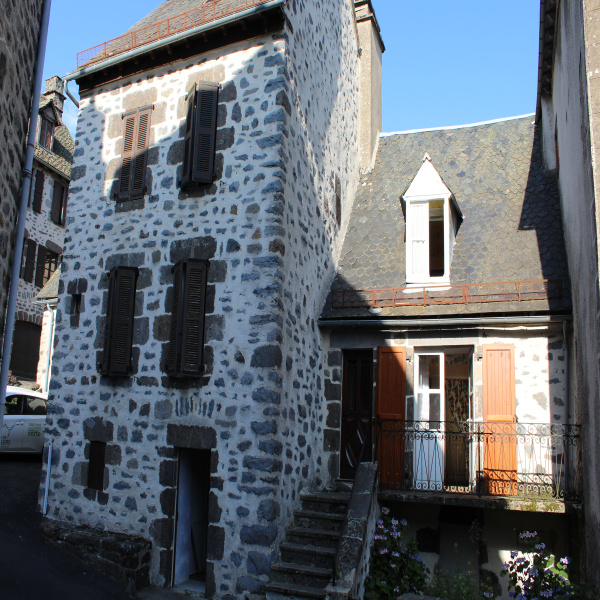 Offres de vente Maison Salers 15140