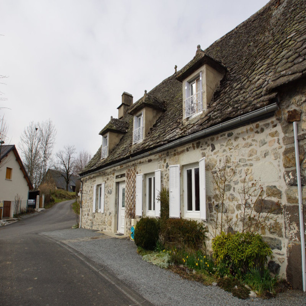 Offres de vente Maison Riom es Montagnes 15400