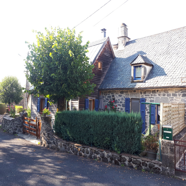 Offres de vente Maison Saint-Bonnet-de-Salers 15140