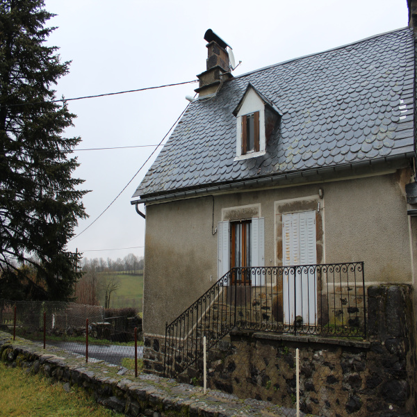 Offres de vente Maison Saint-Bonnet-de-Salers 15140