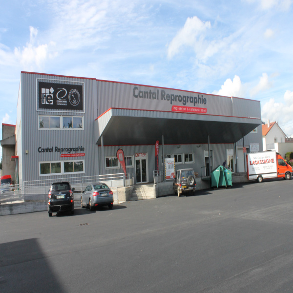 Location Immobilier Professionnel Entrepôt Aurillac 15000